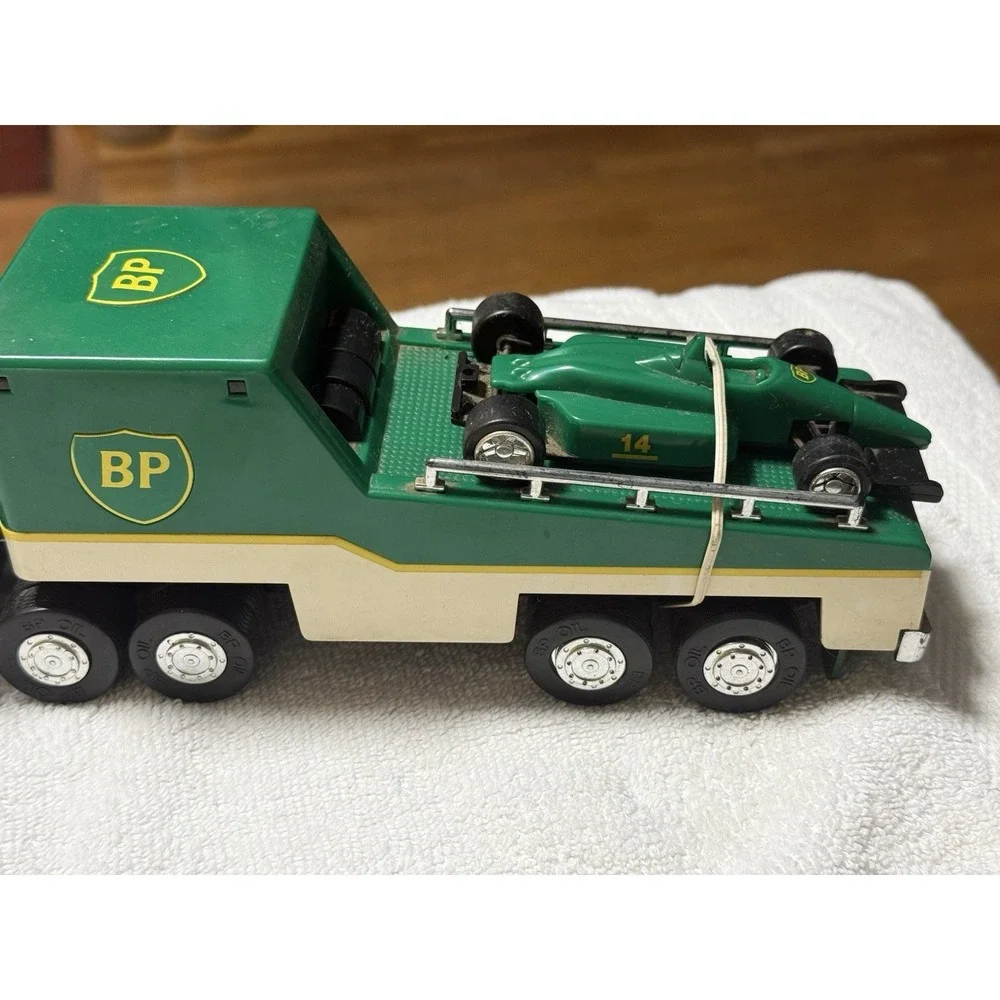 Vintage BP Toy Race Car Carrier Semi Truck Limited Edition Series & F1‎ Race Car